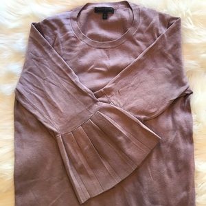 Banana Republic Rose Trumpet Sleeved Sweater